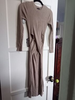 Dynamite Taupe Beige Long-Sleeve Knit Maxi Dress